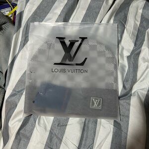 Louis Vuitton Blue and Gray Tag